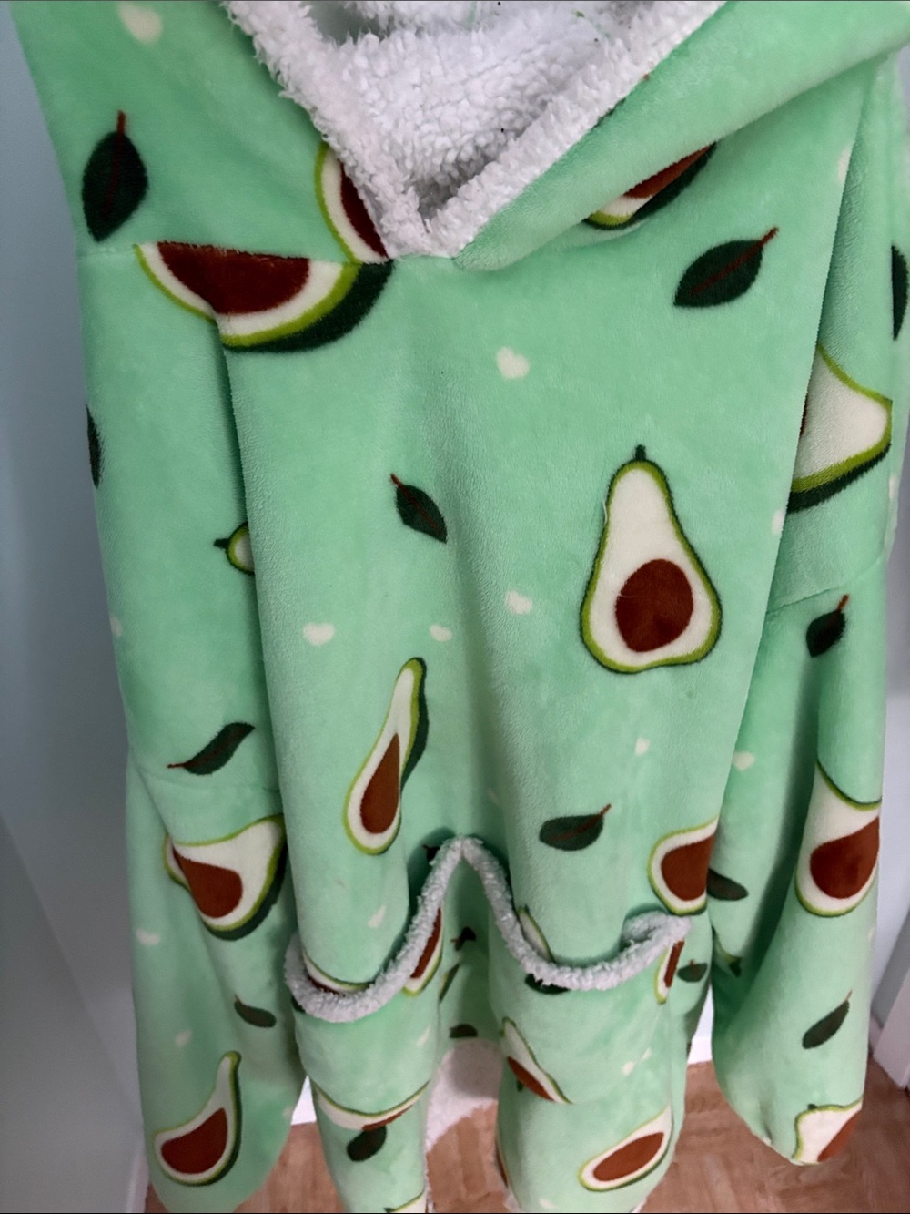 Cozy Avocado Print Sherpa-Lined Hoodie Blanket